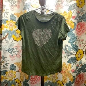 Green old navy shirt